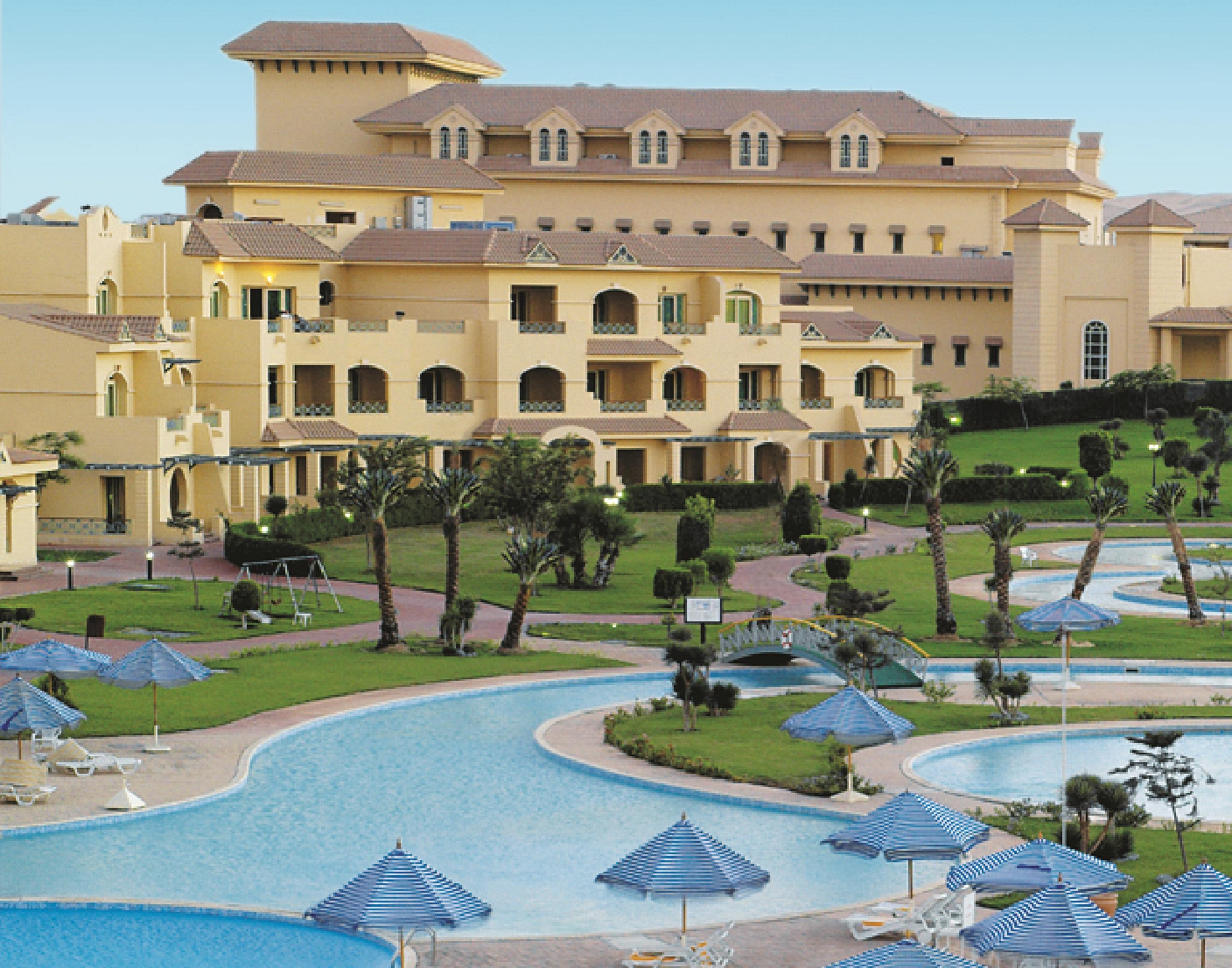 Mövenpick Hotel Cairo - Media City Giza Exteriör bild Hilton Sharm El Sheikh Resort